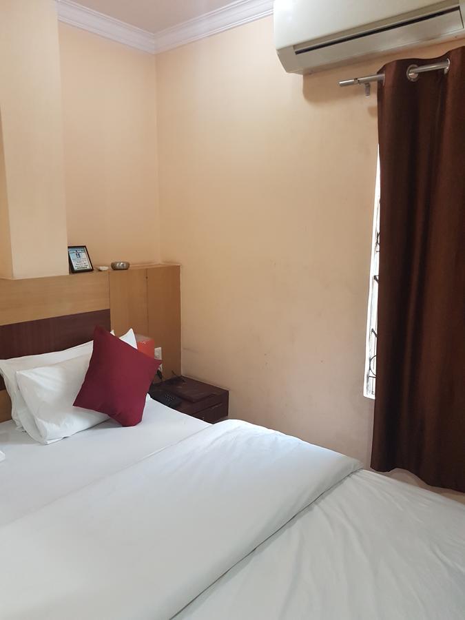 Hotel Simla Sziliguri Kültér fotó