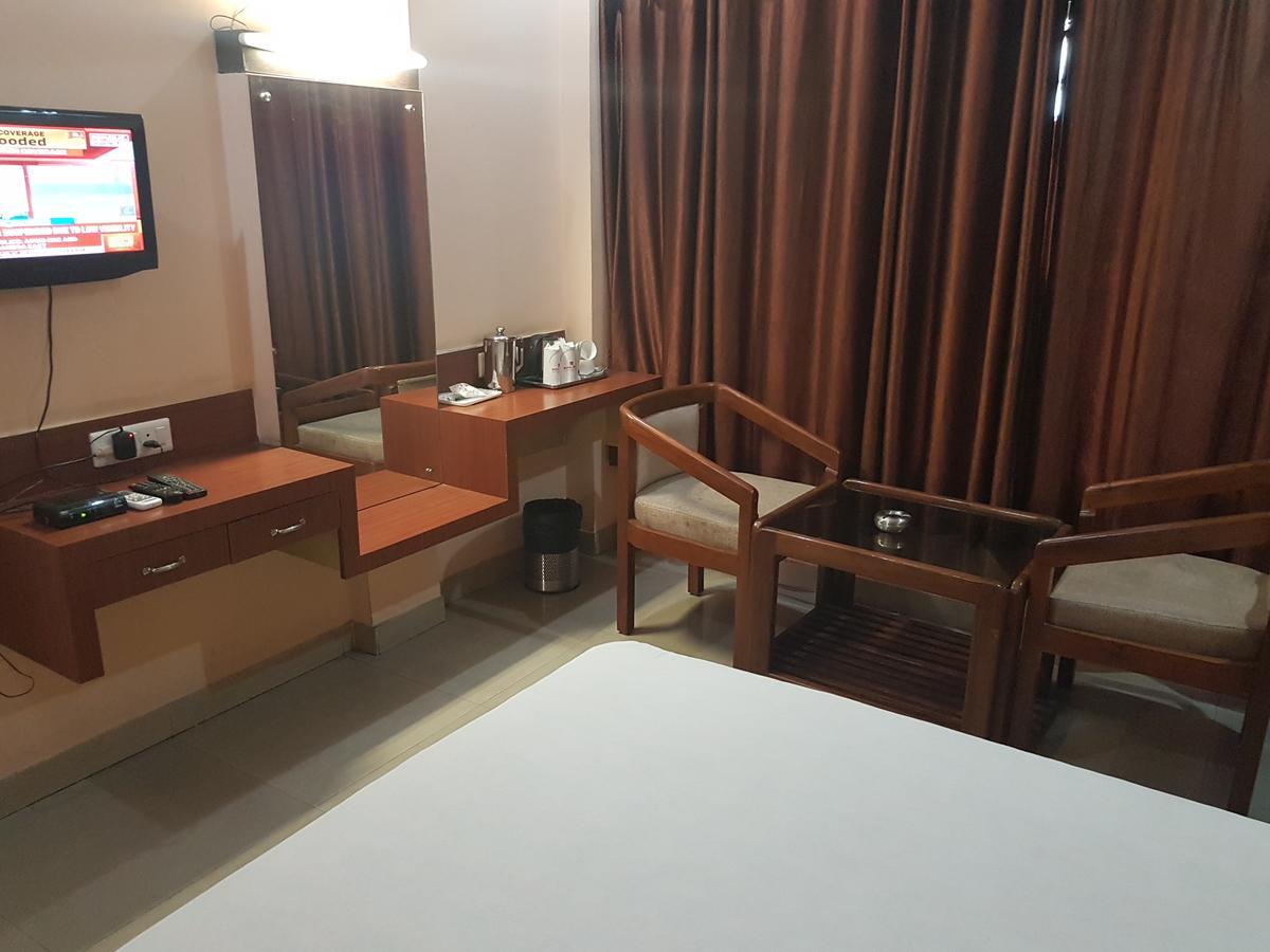 Hotel Simla Sziliguri Kültér fotó