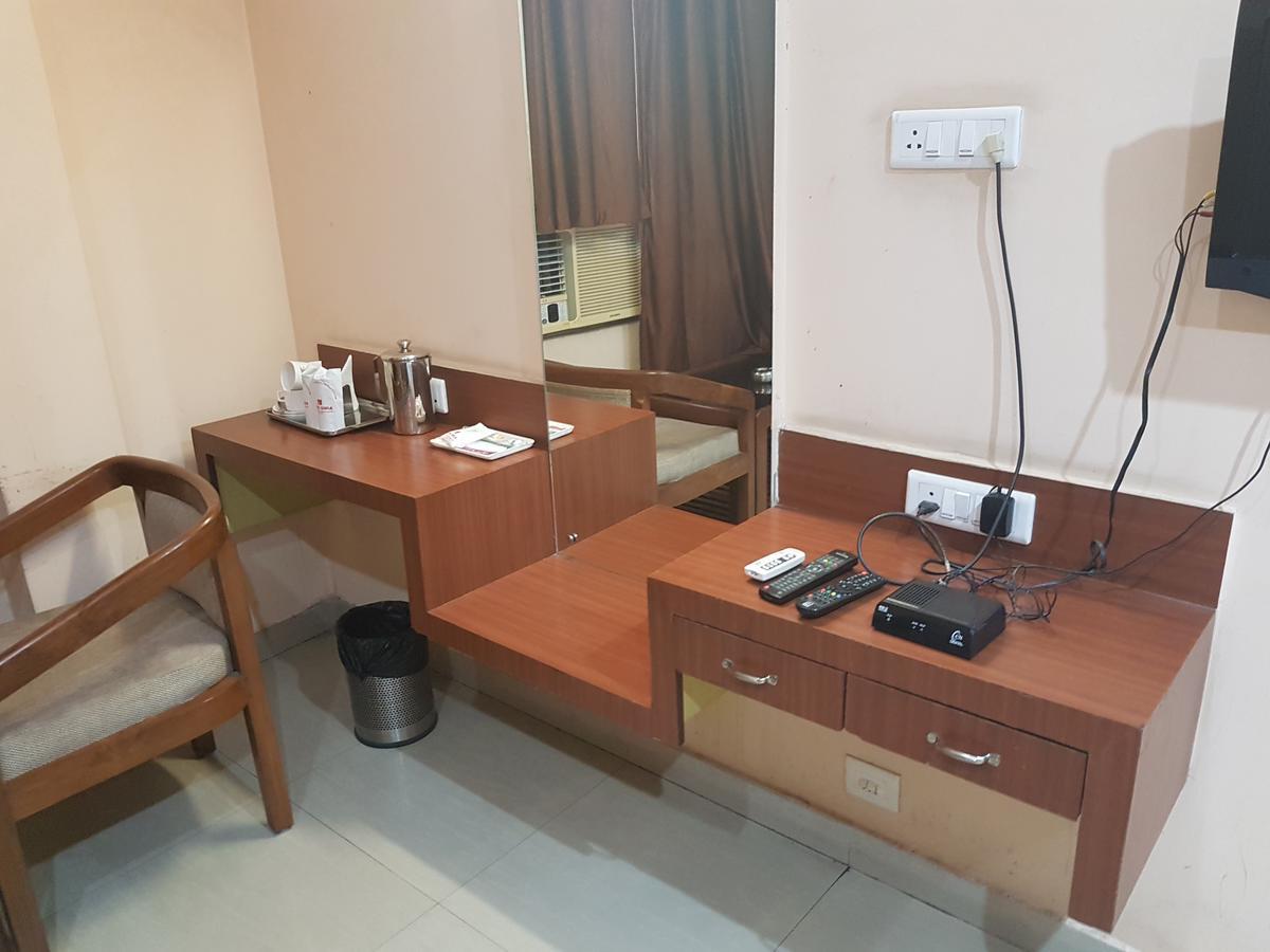 Hotel Simla Sziliguri Kültér fotó