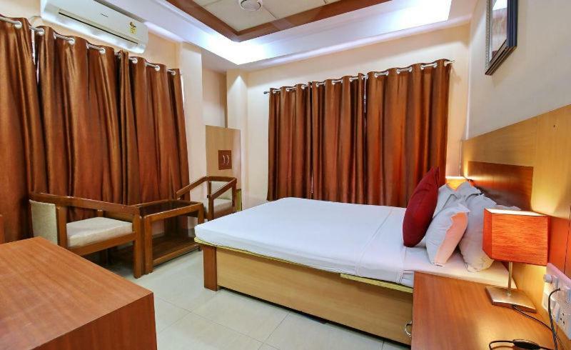Hotel Simla Sziliguri Kültér fotó
